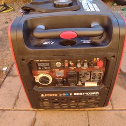 A-iPower GXS7100iRD 7100W Dual Fuel Inverter Generator