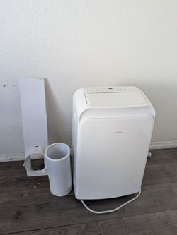 Insignia Portable AC unit