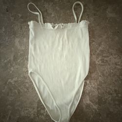 Zara Women XS White Ivory Bodysuit Sleeveless Ruffle Trim 