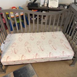 Convertible Crib 