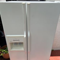 KitchenAid Refrigerator:  Very Clean