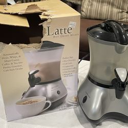 Back to Basics Cocoa-Latte Hot Drink Maker with a dispenser. 32 Oz.