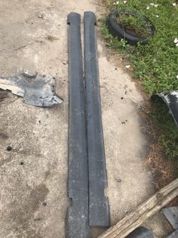 06 - 2010 Dodge Charger side bottom panels