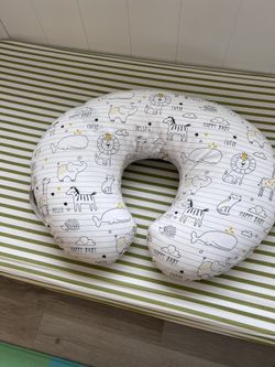 Mint Condition Boppy