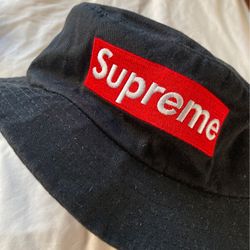Supreme Bucket Hat OS