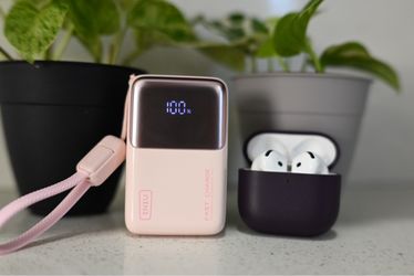 INIU 10000mAh MINI 45w USB C Fast Charger / Portable Charger / Power Bank