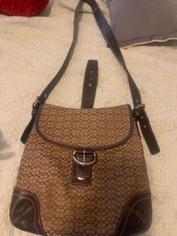 Coach Signature Crossbody Shoulder Bag