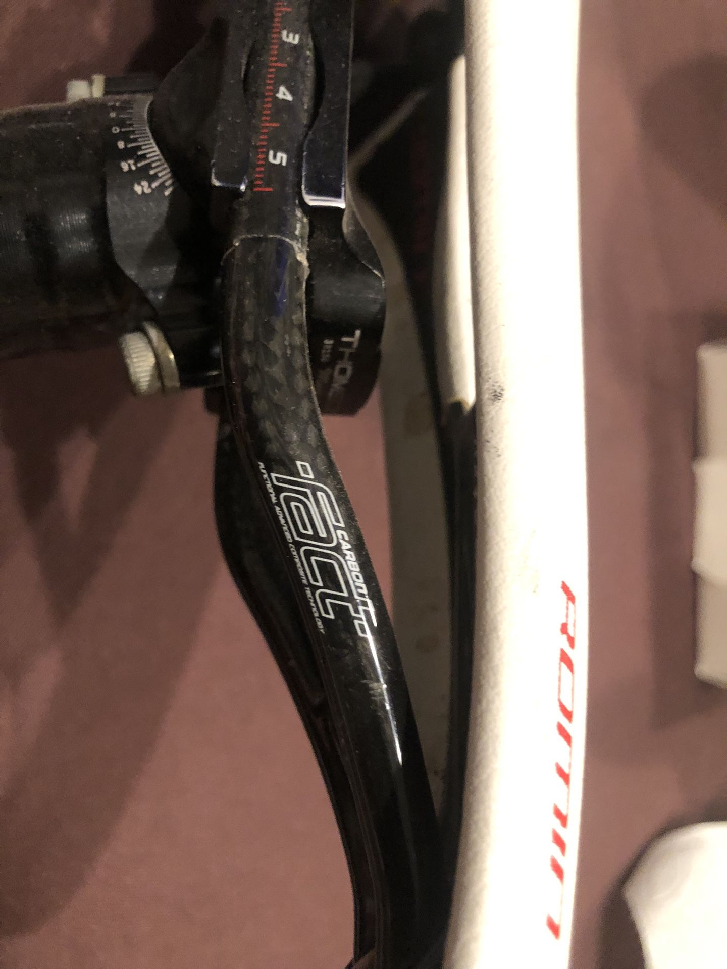 Specialized Romin Carbon 143