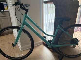 Bike/bicycle - Specialized women’s medium