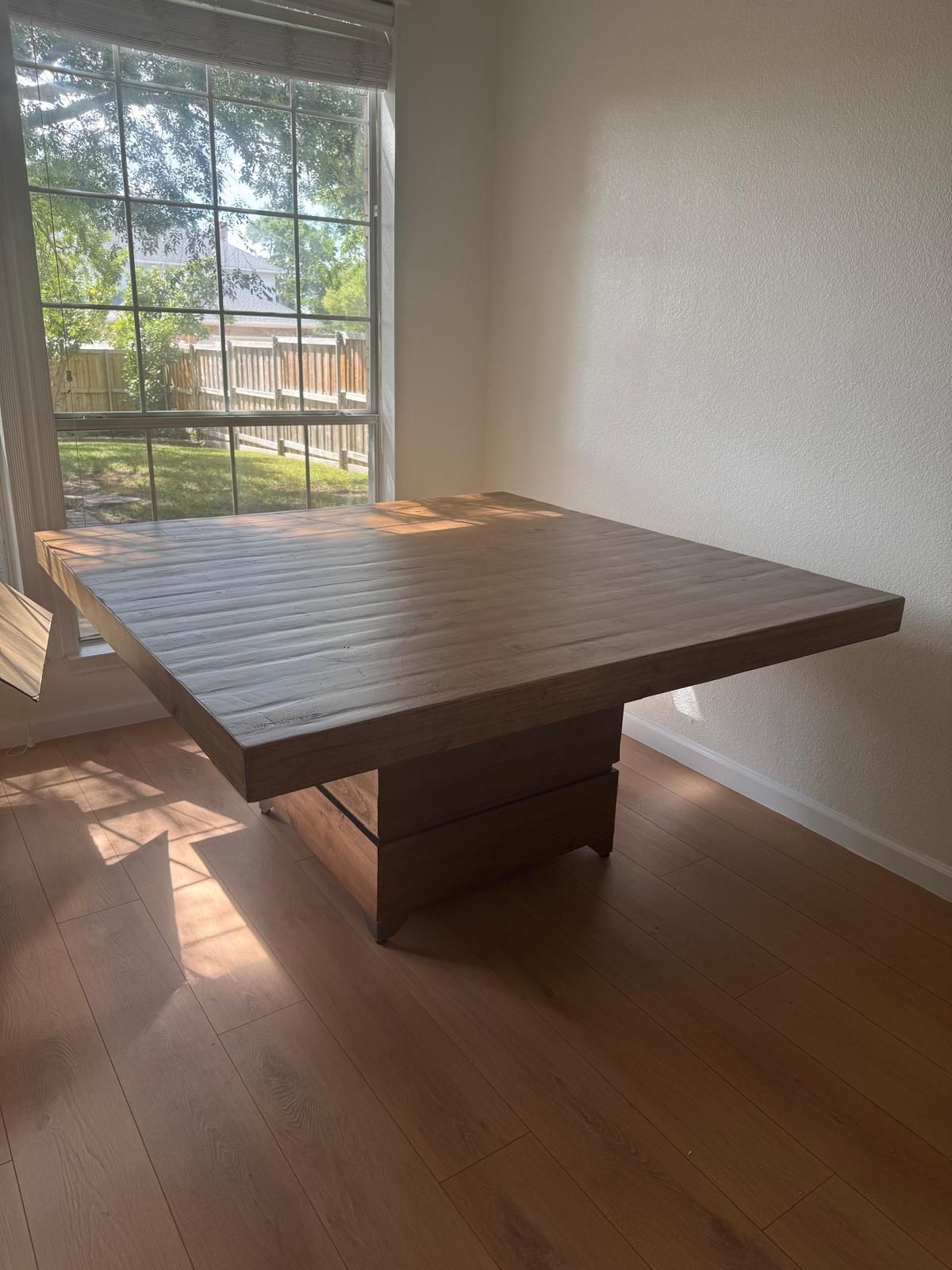 Modern Table 