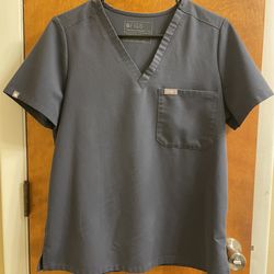 FIGS Medium Midnight Sky Scrub Top