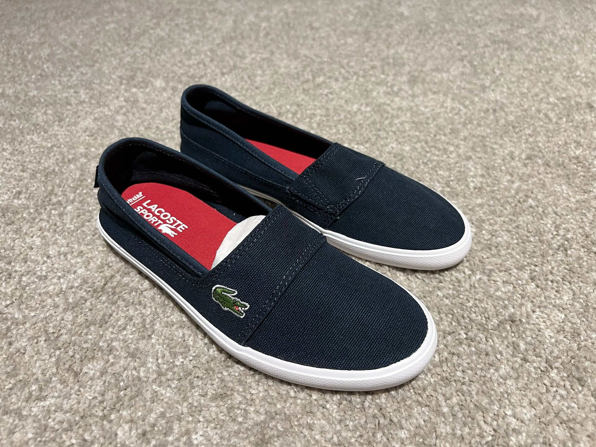 Lacoste Women’s Sneaker Size 5