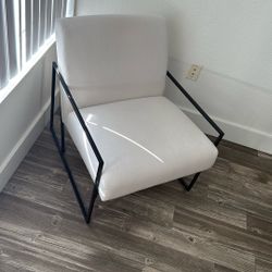 Accent Chair 