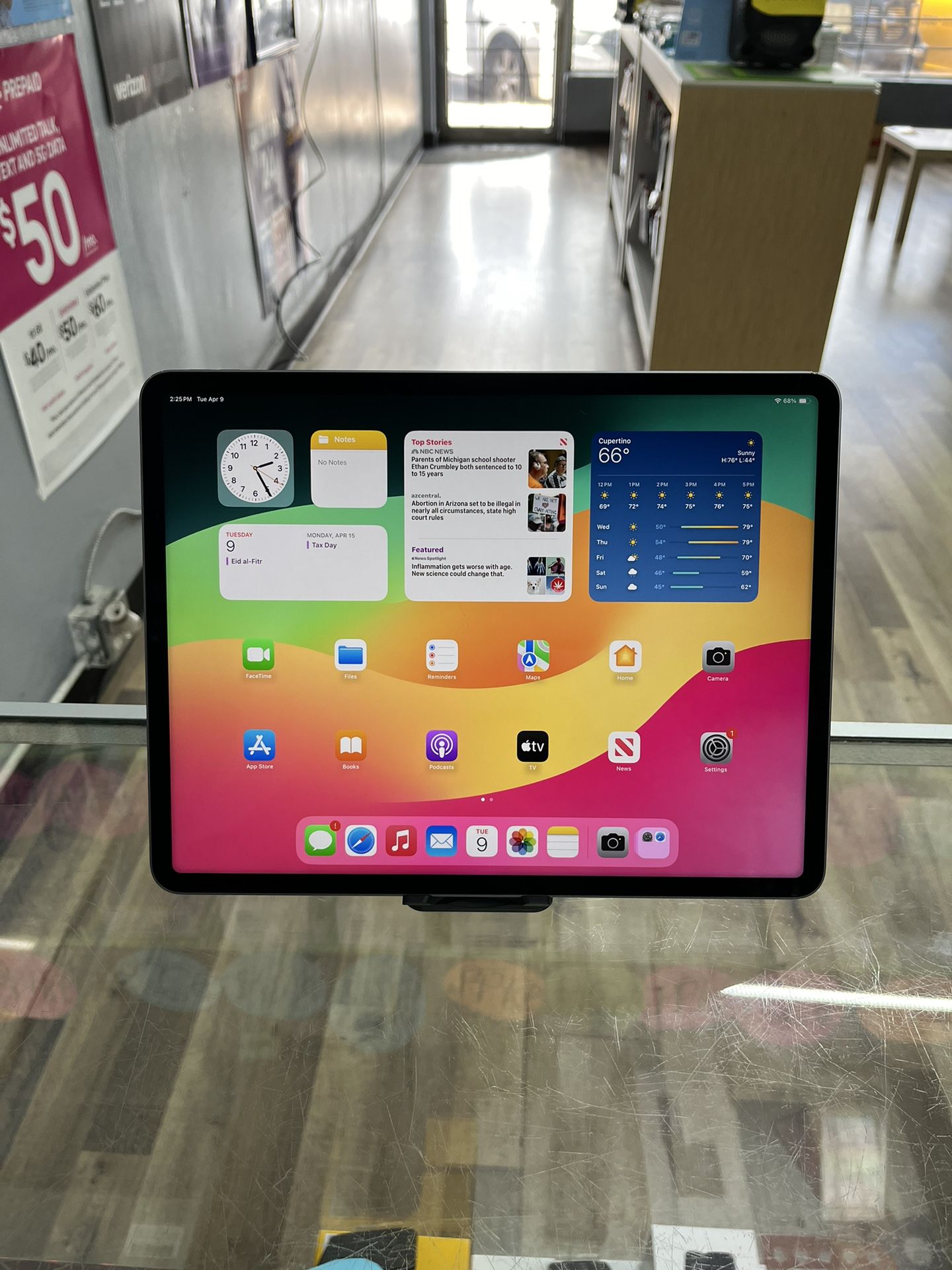 Apple iPad Pro 12.9” 6TH Gen 