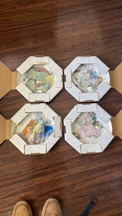 Norman Rockwell Plate Set