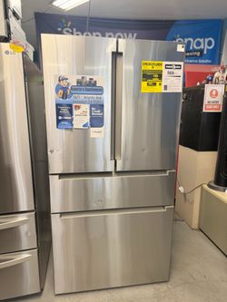 Used Bosch 800 Series 20.5 cu. ft. Counter Depth French 4-Door Bottom Mount Refrigerator with FarmFresh System
