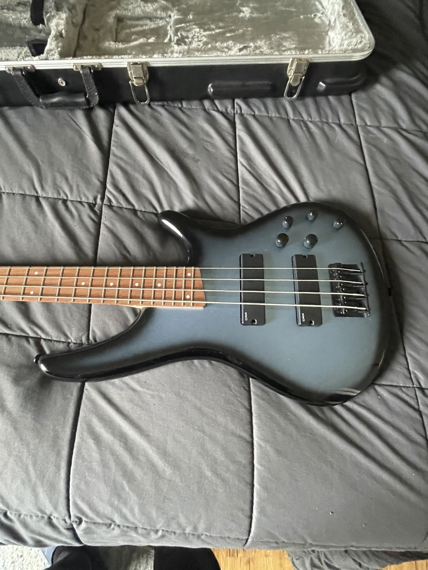 Ibanez Bass Guitar, Case, Ampeg Amp