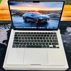 Apple MacBook Air 2024 13” M3 16GB 512GB 100% Battery Health