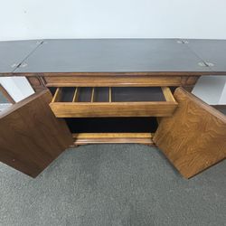 Thomasville Buffet / Bar / Server Table