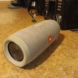 JBL Flip 3