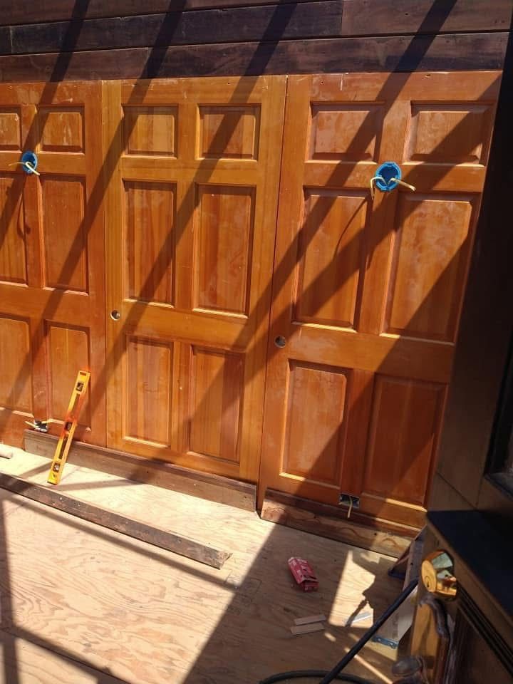 FREE CONSTRUCTION MATERIAL