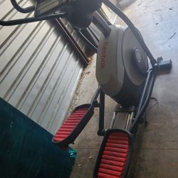 Elliptical Machine Excercise Machine Reebok Workout Machine Fitness Trainer Elliptical Trainer 