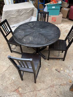 Table and chair set