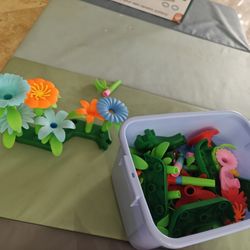 Miscellaneous Items Toys And Books