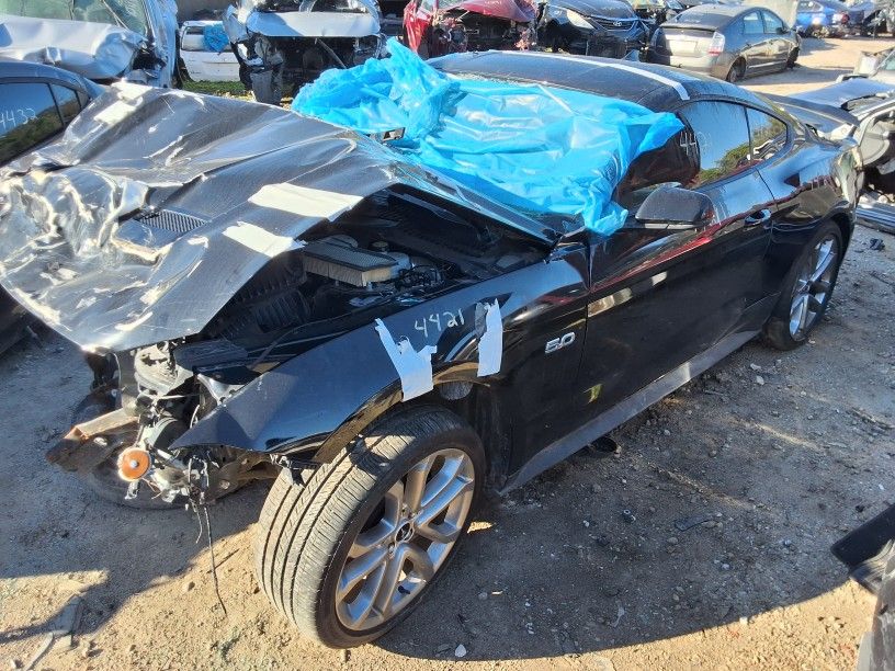 2018 -2023 FORD MUSTANG 5.0 (parts)