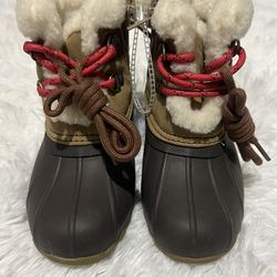 Snow Boots 9c.