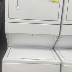 USED WHIRLPOOL STACK LAUNDRY CENTER 