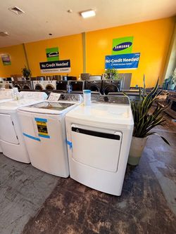 Frigidaire washer and dryer