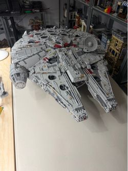 millennium Lego Star Wars UCS millennium Falcon