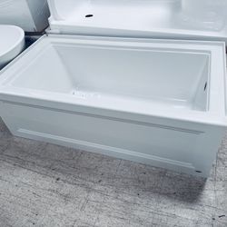 Bathtub 
