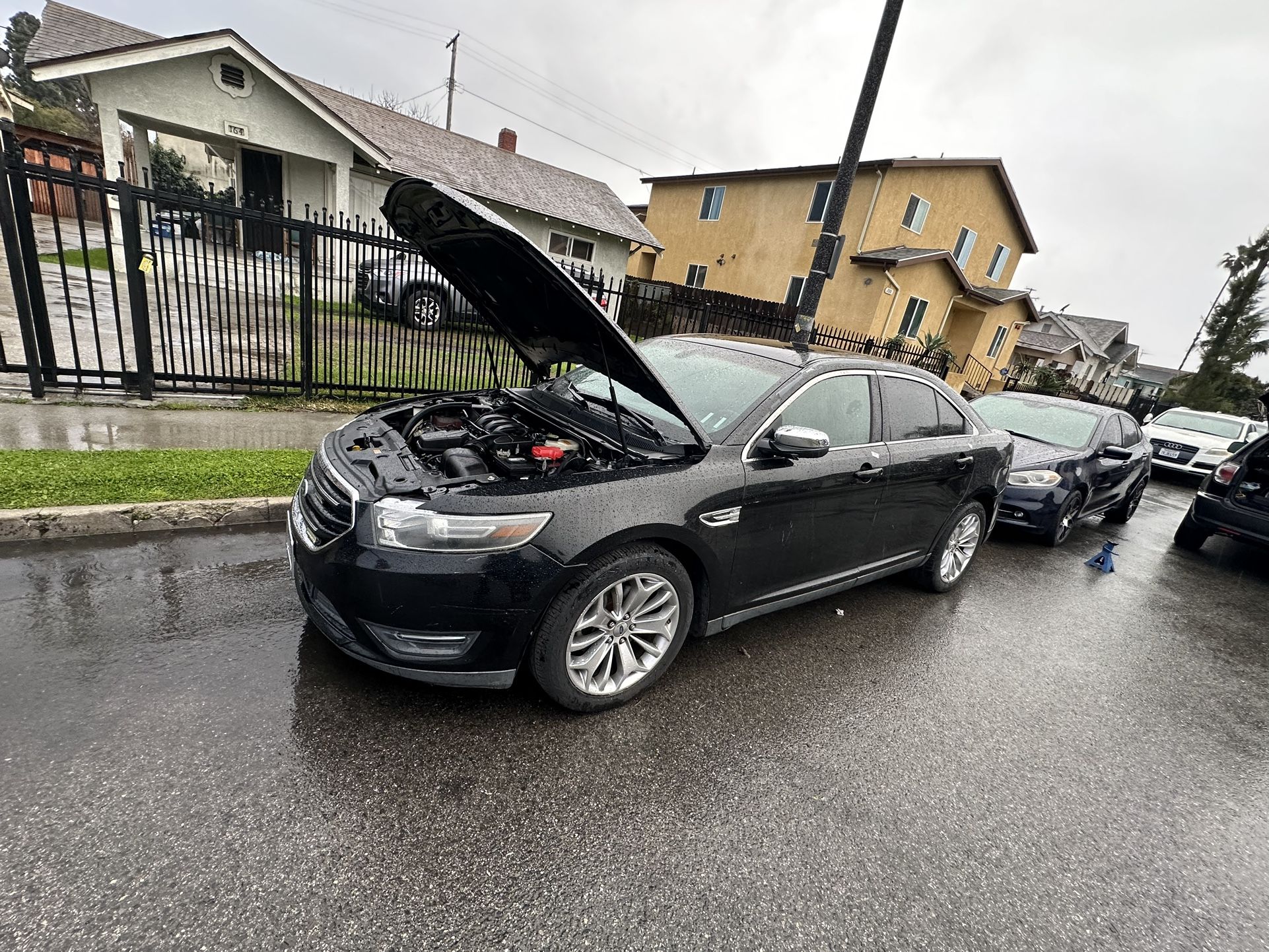 2014 Ford Taurus