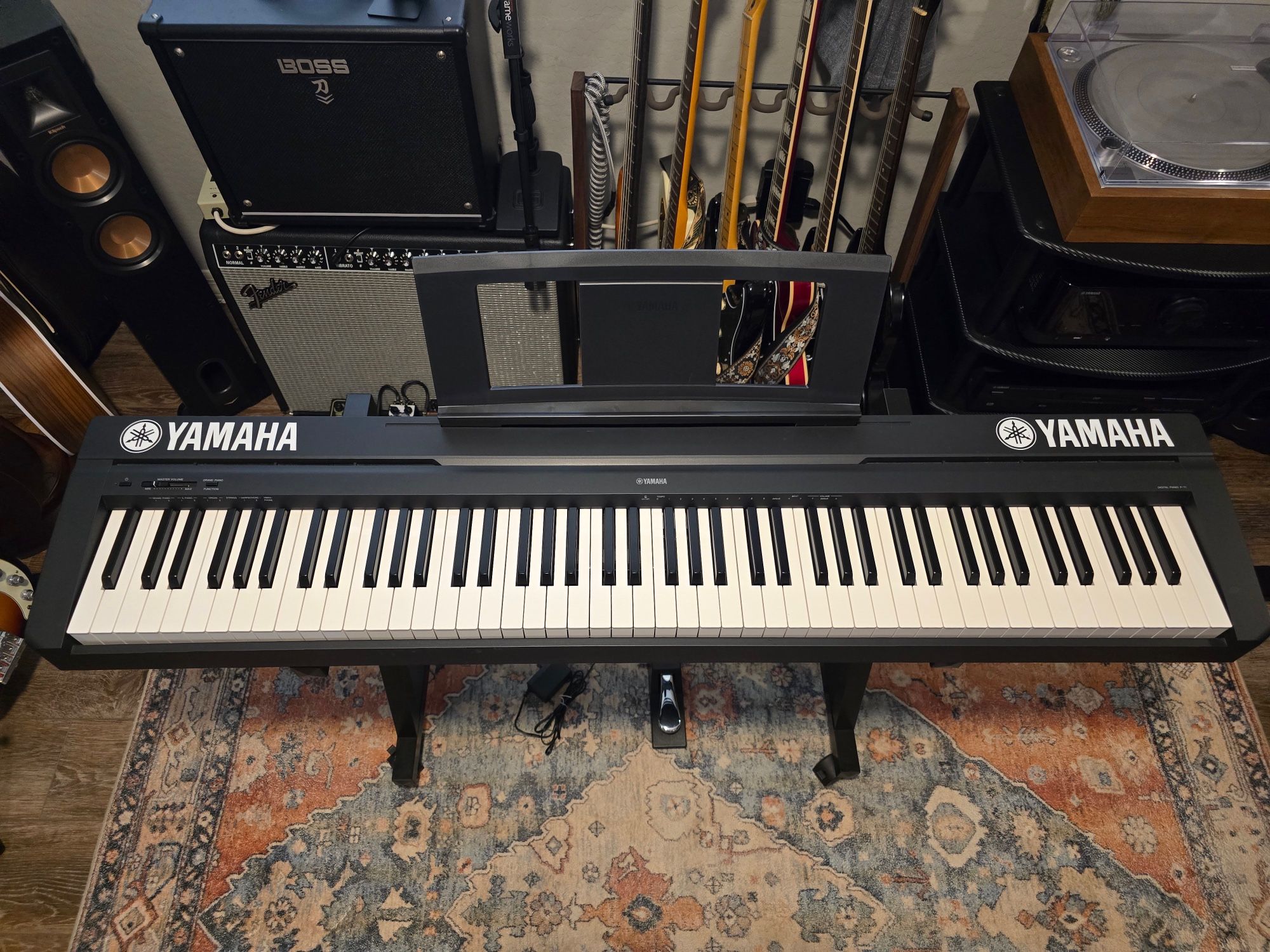 Like New - Yamaha Digital Piano with Stand