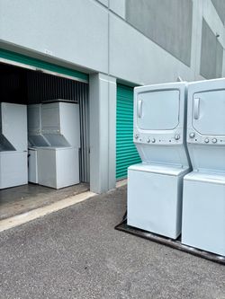 Stackable Washer & Dryer  *Tested & Ready to Use. *3-Month Warranty. *Delivery Available in Miami-Dade & Broward.