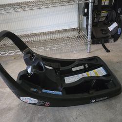 Graco Infant Car Seat With Base