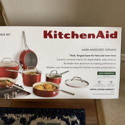 Kitchenaid Cookware set
