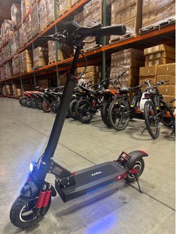 Large instrument electric scooter
