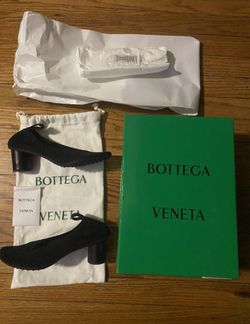 Bottega Veneta Atomic Pumps Mesh Women Black Shoes EUC 37 Retail $1350