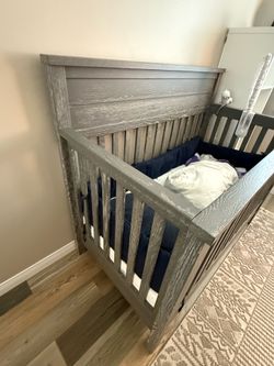 Pottery Barn Crib and Mattress With Bumper Pads $100