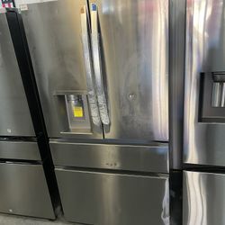 Lg 4 Door French Door Refrigerator With 2 Ice Makers 