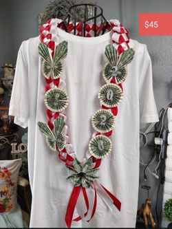 Money Graduation Leis