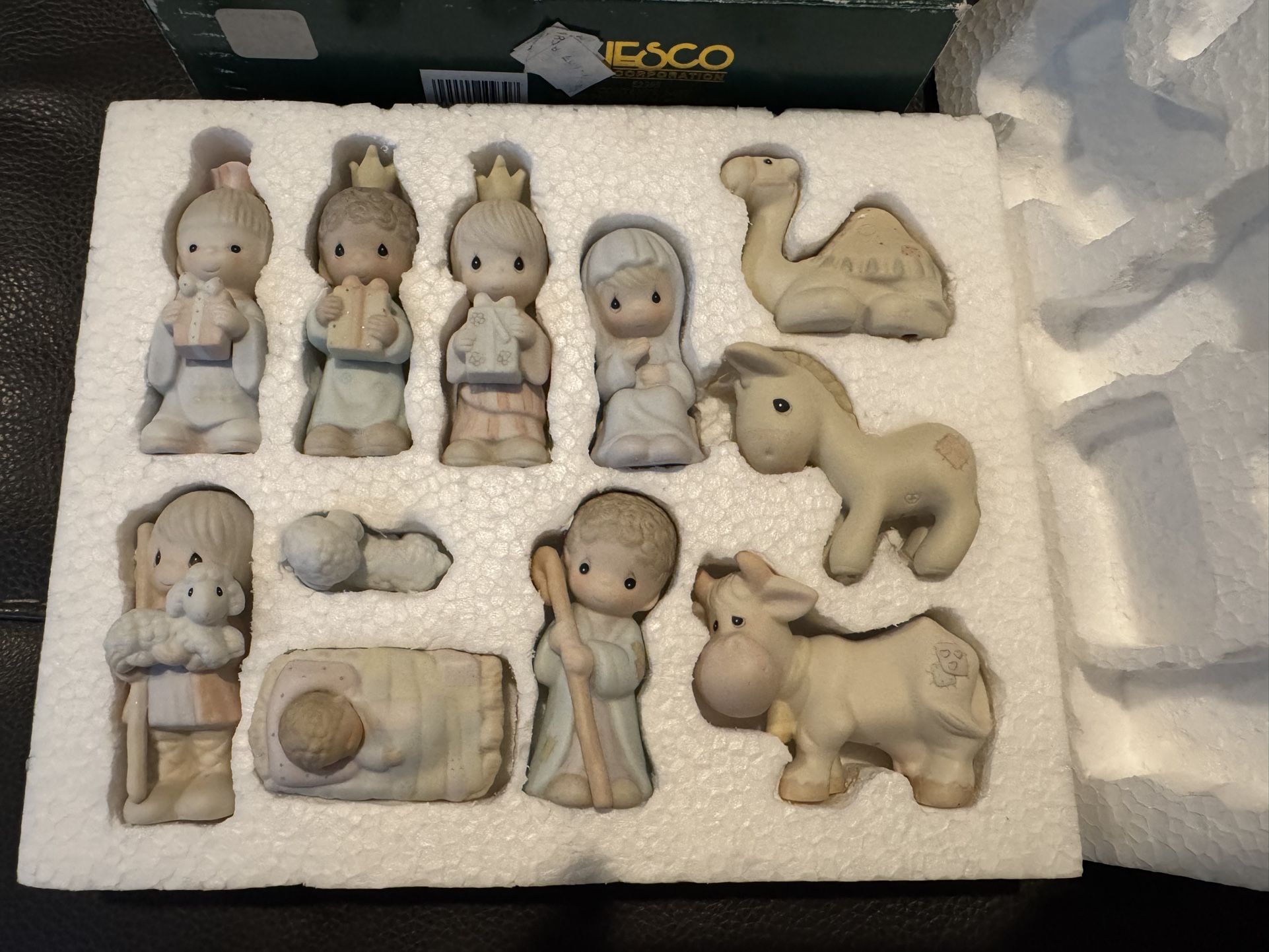 Precious Moments 1982 The Nativity Scene