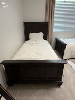 Twin beds