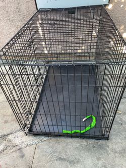 Large Black Wire Dog Crate with Tray