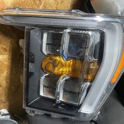 LEFT SIDE HEADLIGHT 2021-2023 FORD F-150