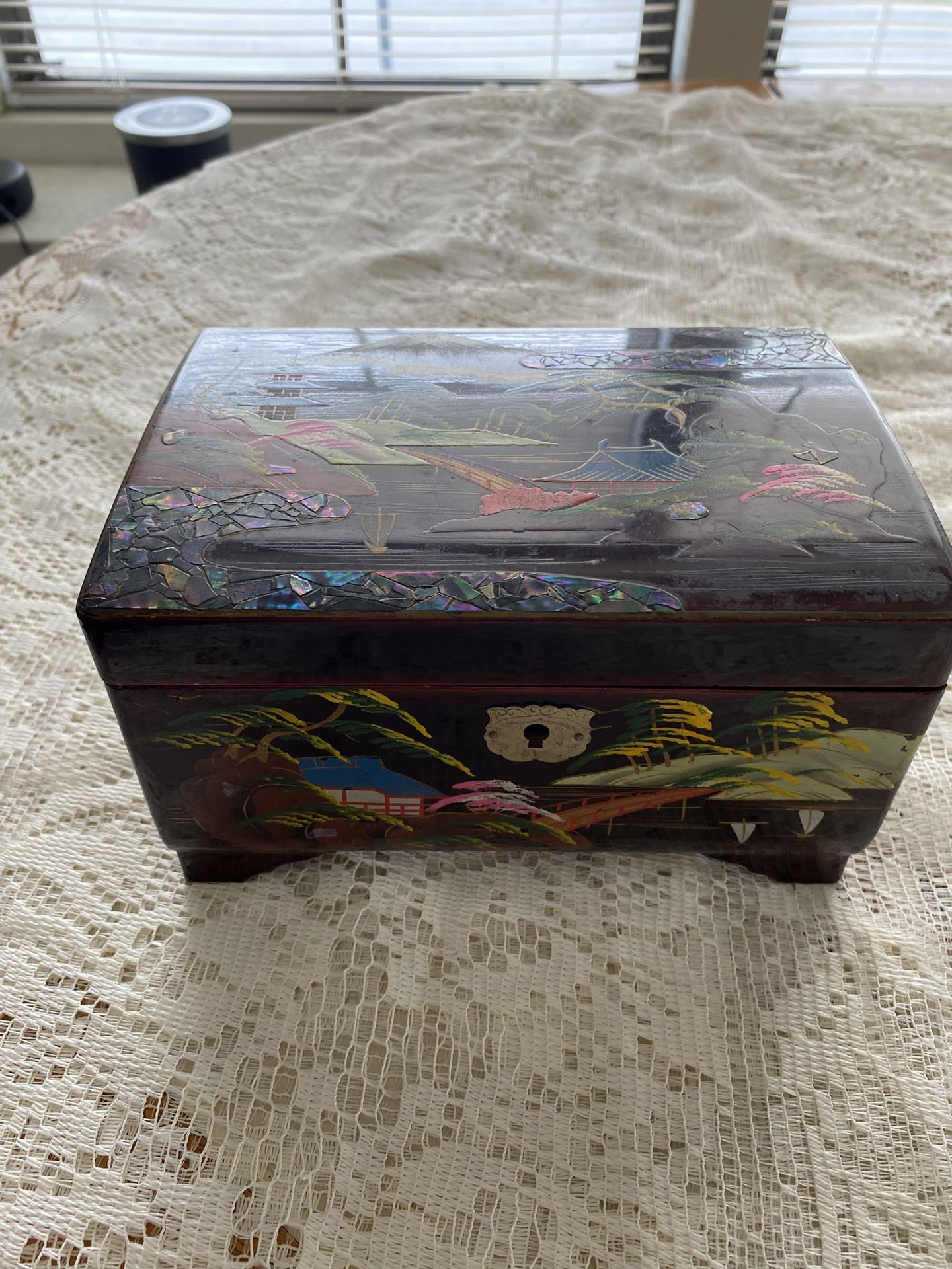 Japanese jewelry box