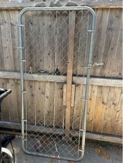Chain link gate